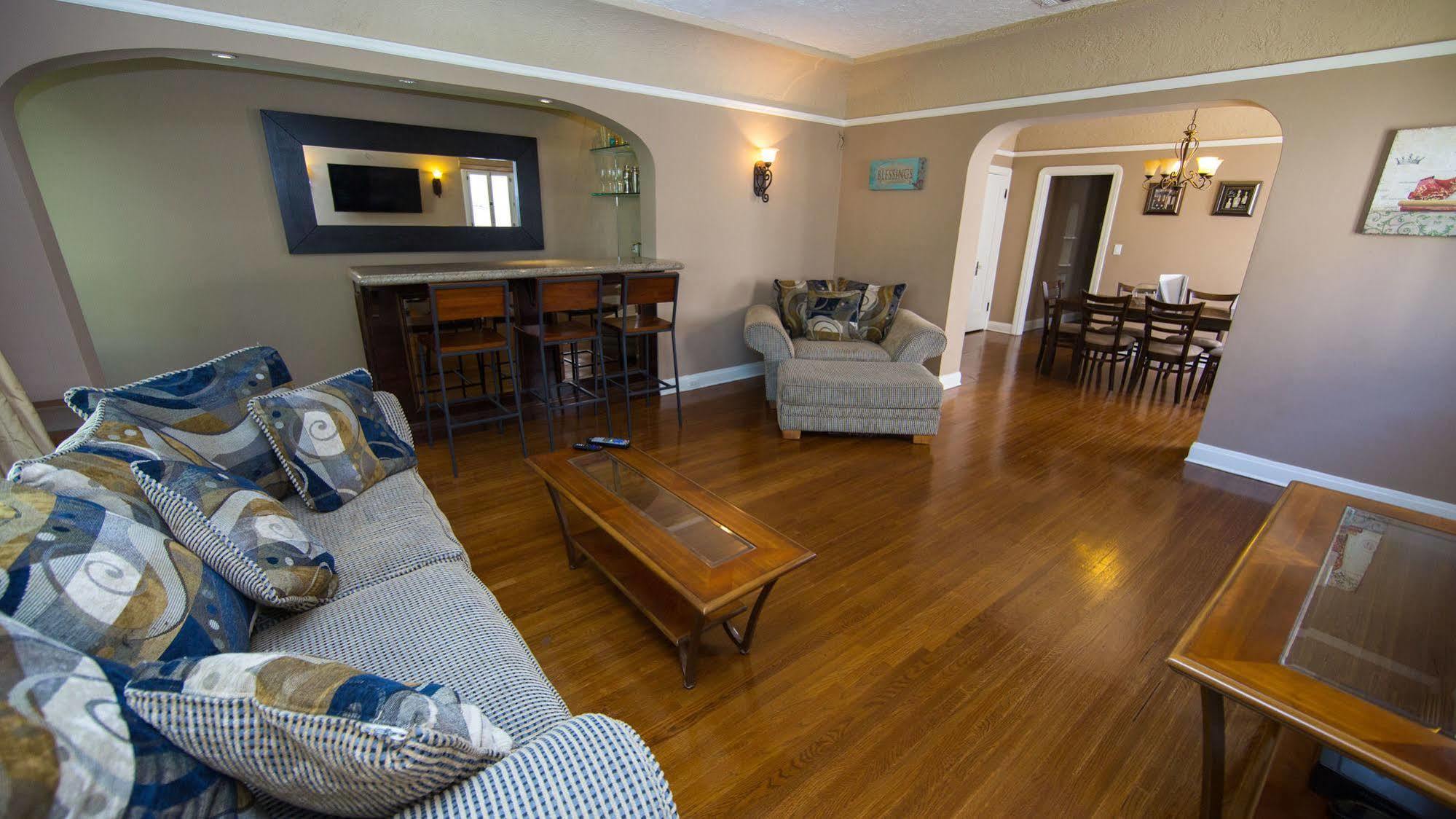 West Hollywood Vintage Vacation Apt. لوس أنجلوس المظهر الخارجي الصورة