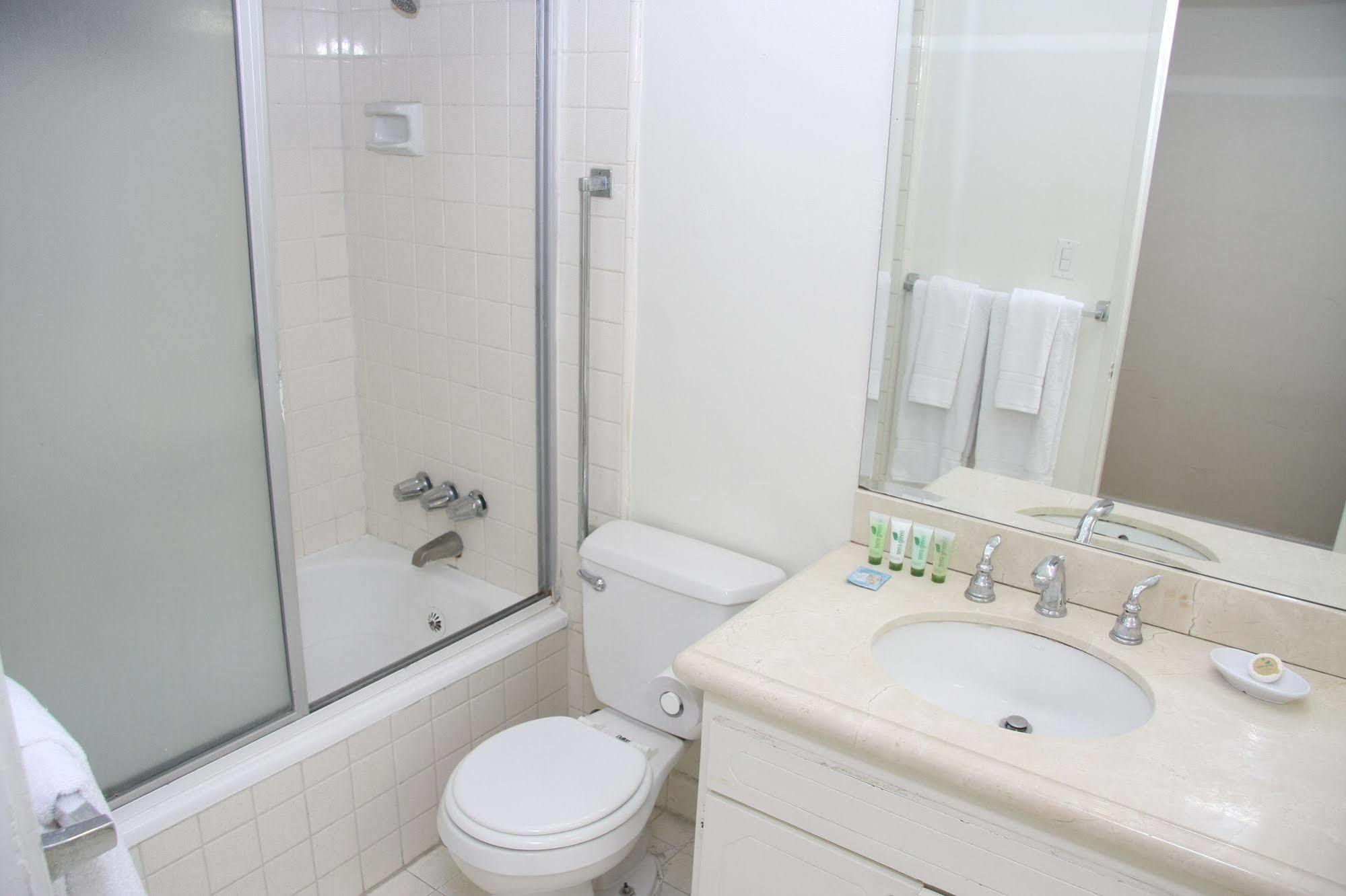 West Hollywood Vintage Vacation Apt. لوس أنجلوس المظهر الخارجي الصورة